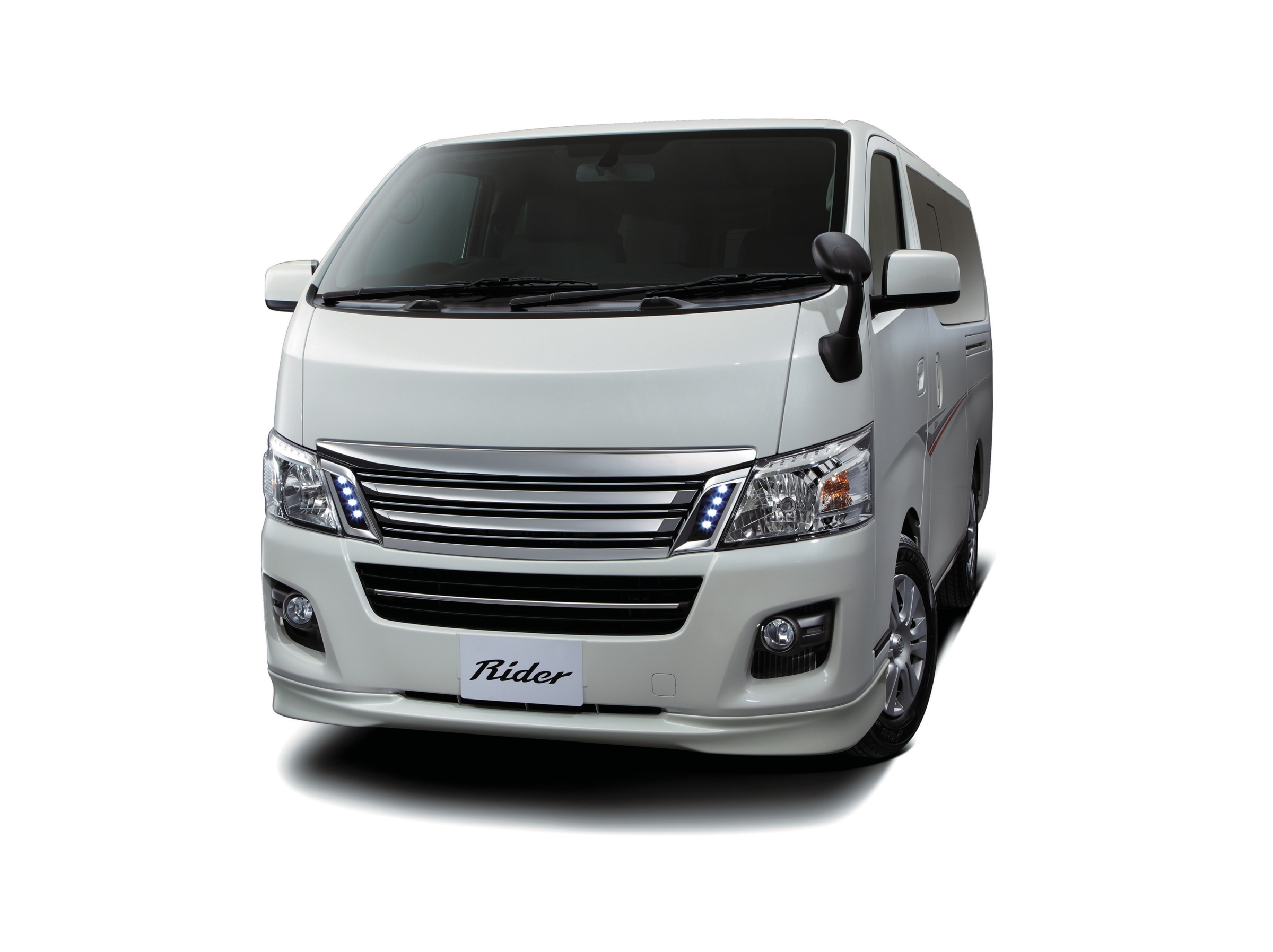 E25 キャラバン ライダー4WD！！5ドア入庫！！！ | 全国