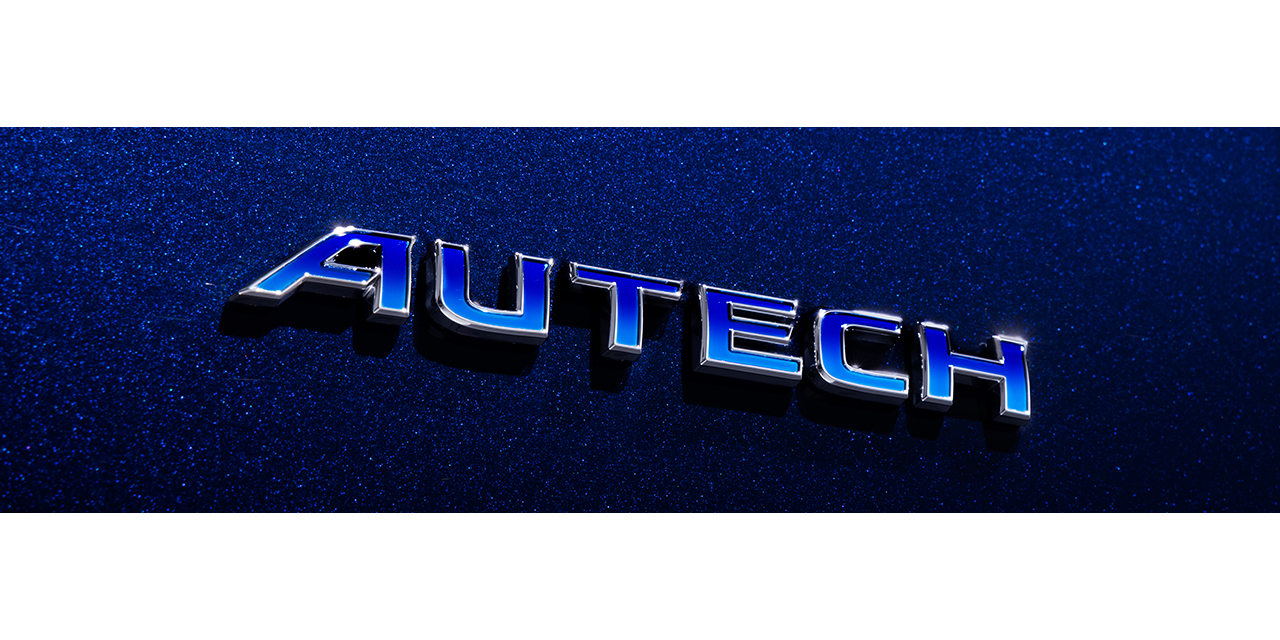 AUTECHエンブレム〈リヤ〉