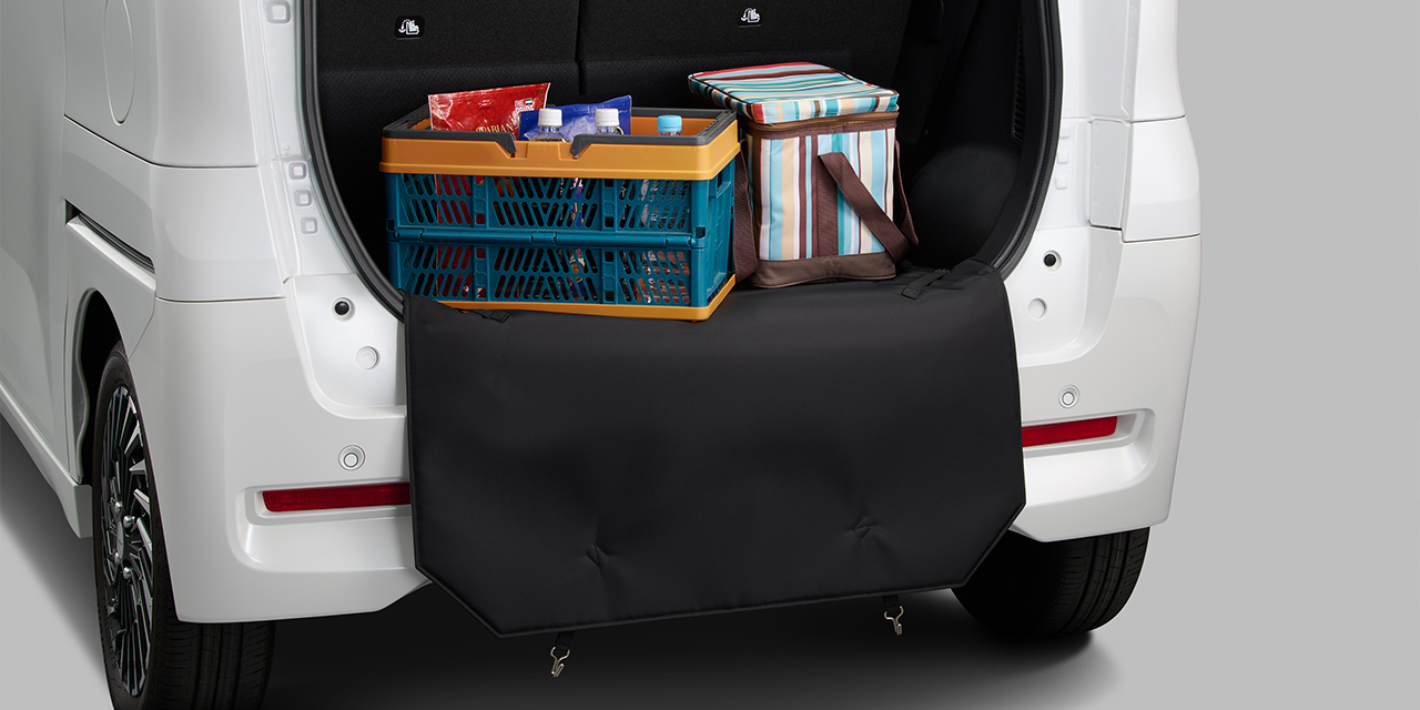 リヤバンパープロテクター (ブラック、トランクフック含む)