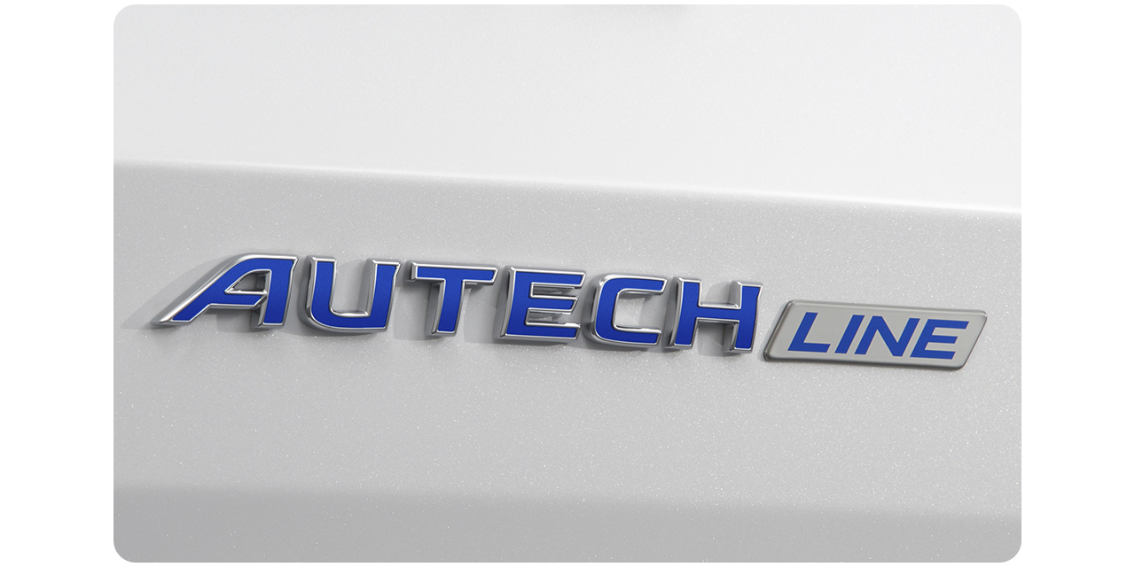 AUTECH LINE エンブレム〈リヤ〉